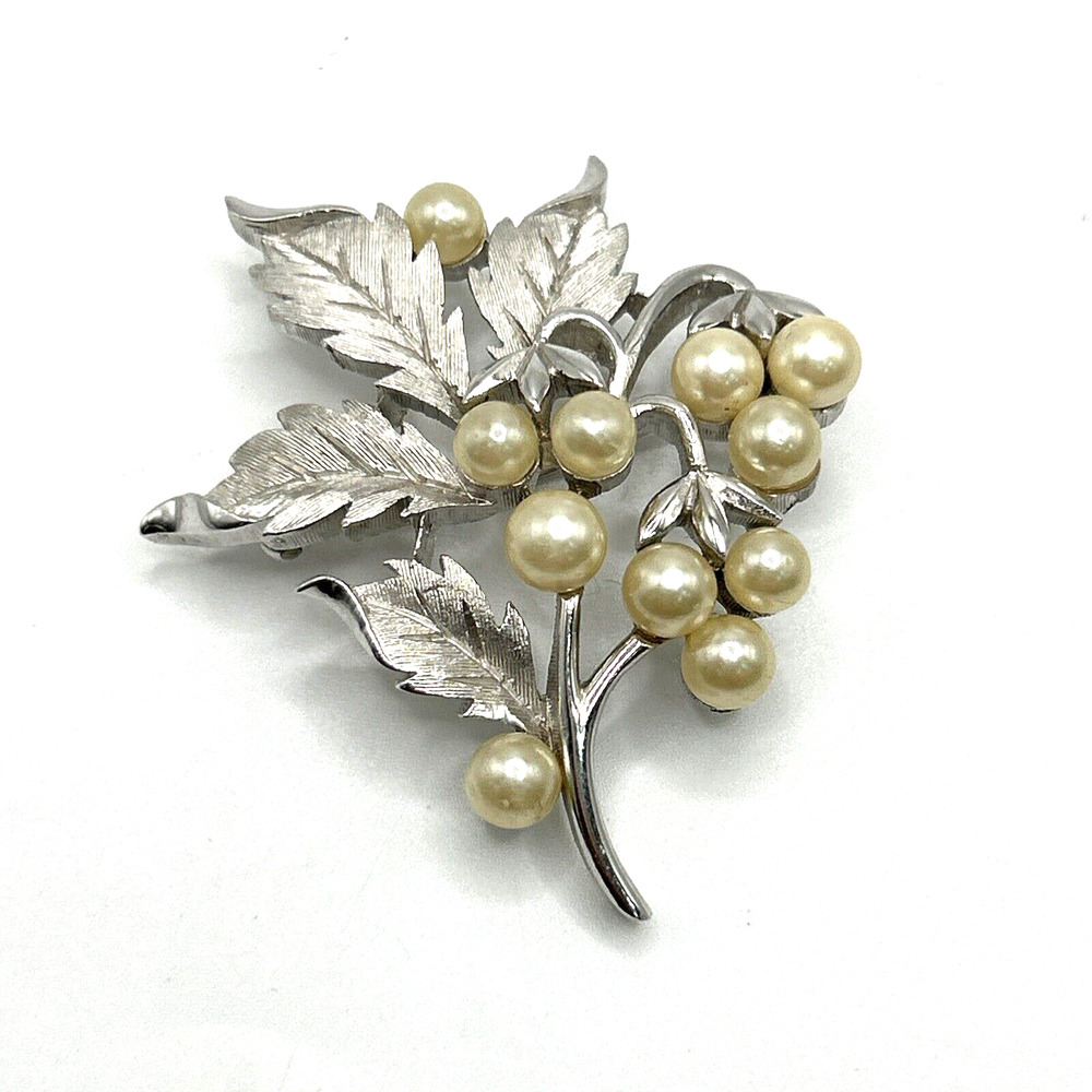 Trifari Brushed Silver Tone Leaf Pearl Brooch Pin Signed